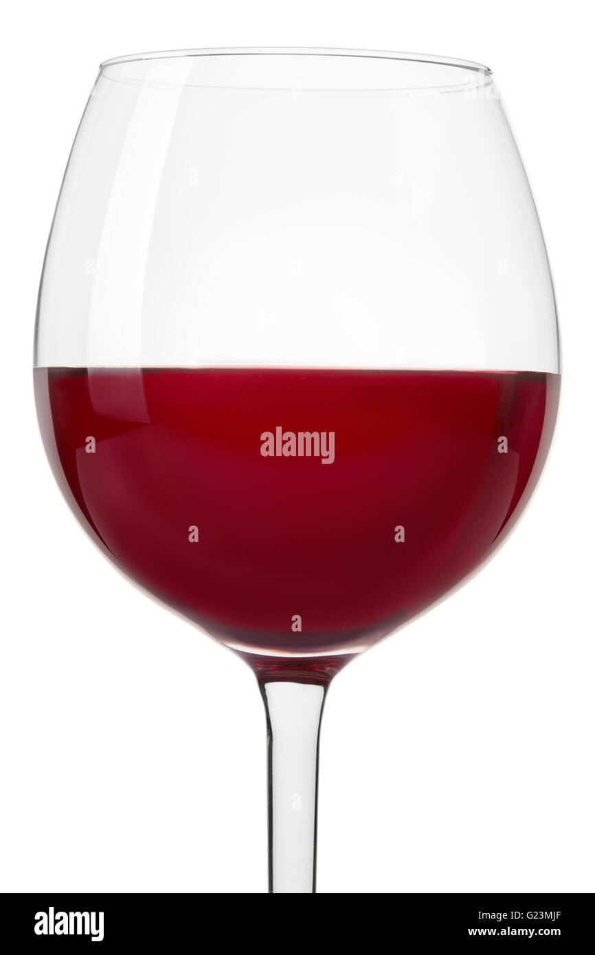 Rotweinglas Nahaufnahme isoliert auf weißem, Clipping-Pfad Stockfoto