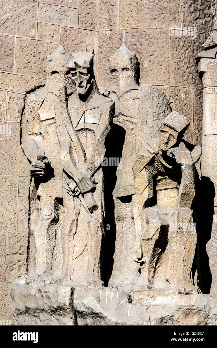 Detail der abstrakte Figur Skulpturen auf die Kathedrale Sagrada Familia, Barcelona, Katalonien, Spanien. Stockfoto