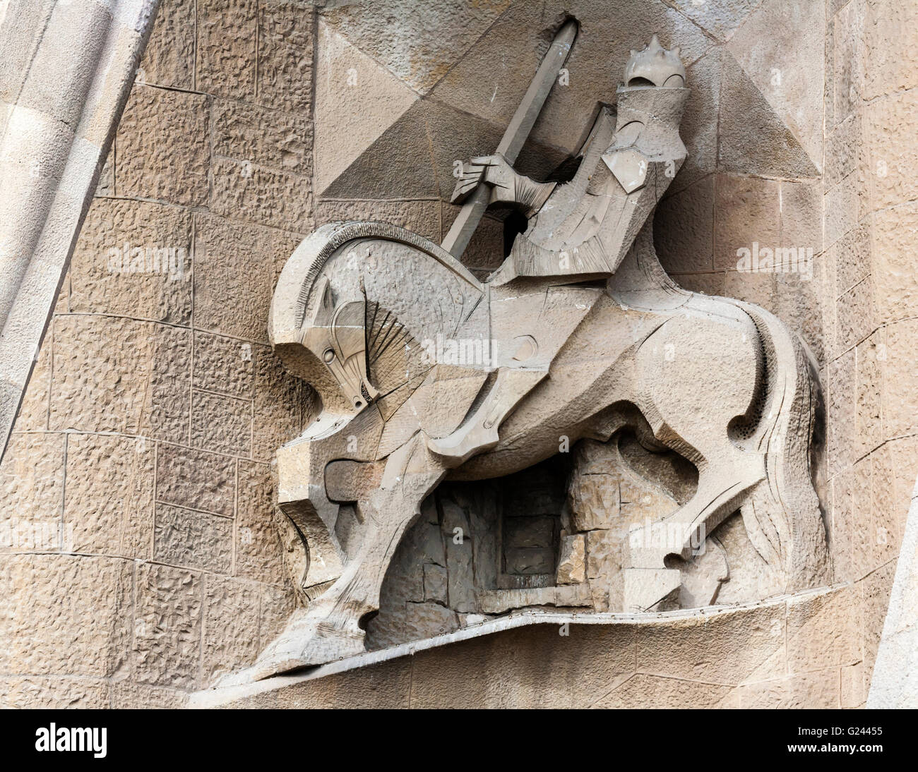 Detail eines Ritters auf Pferd Skulptur auf die Kathedrale Sagrada Familia, Barcelona, Katalonien, Spanien. Stockfoto