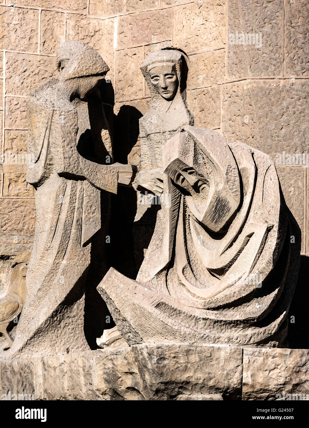 Detail der abstrakte Figur Skulpturen auf die Kathedrale Sagrada Familia, Barcelona, Katalonien, Spanien. Stockfoto