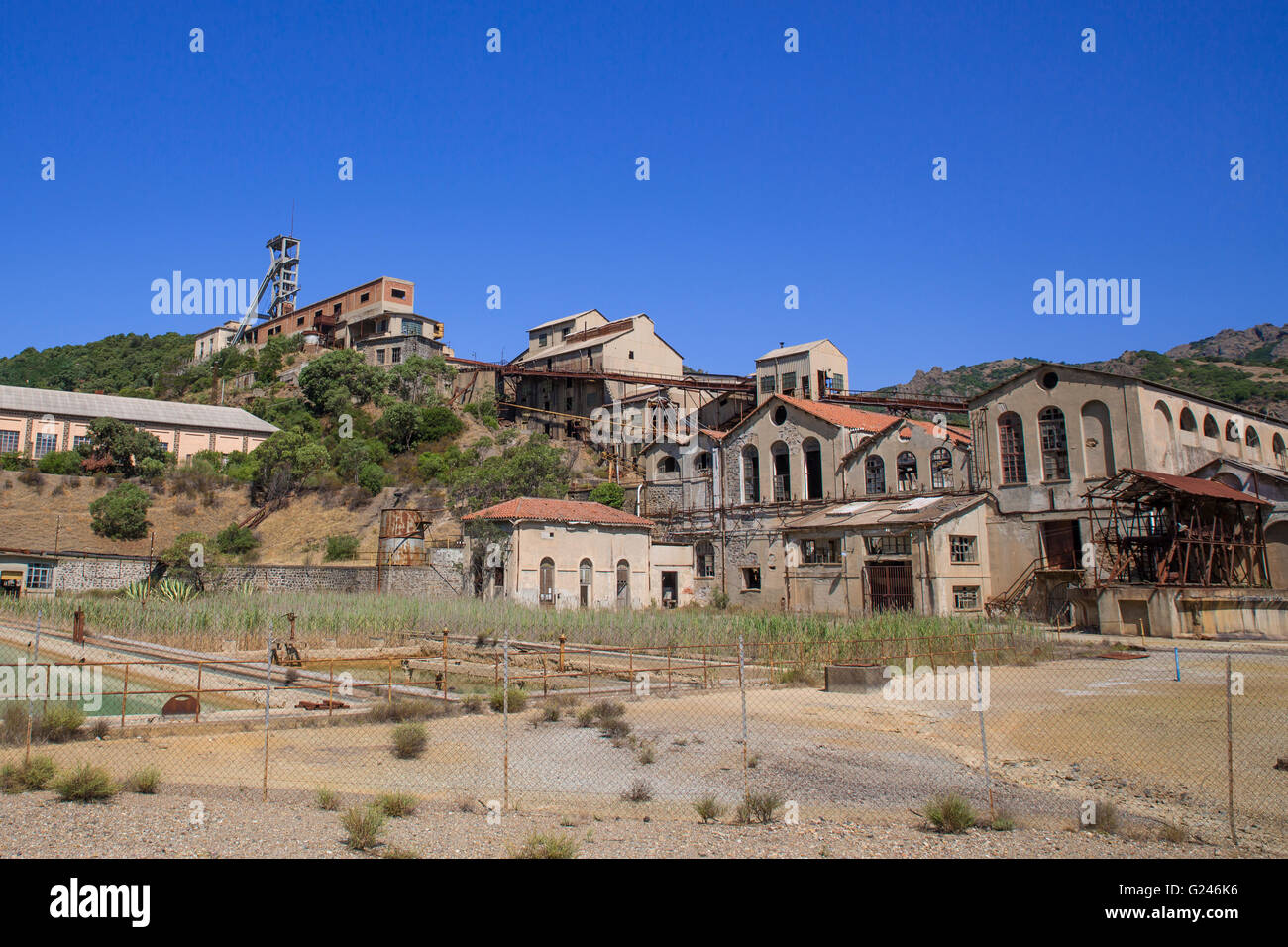 Industriebauten und Maschine der verlassenen Mine von Montevecchio in Sardinien, Arbus, Guspini, Italien Stockfoto