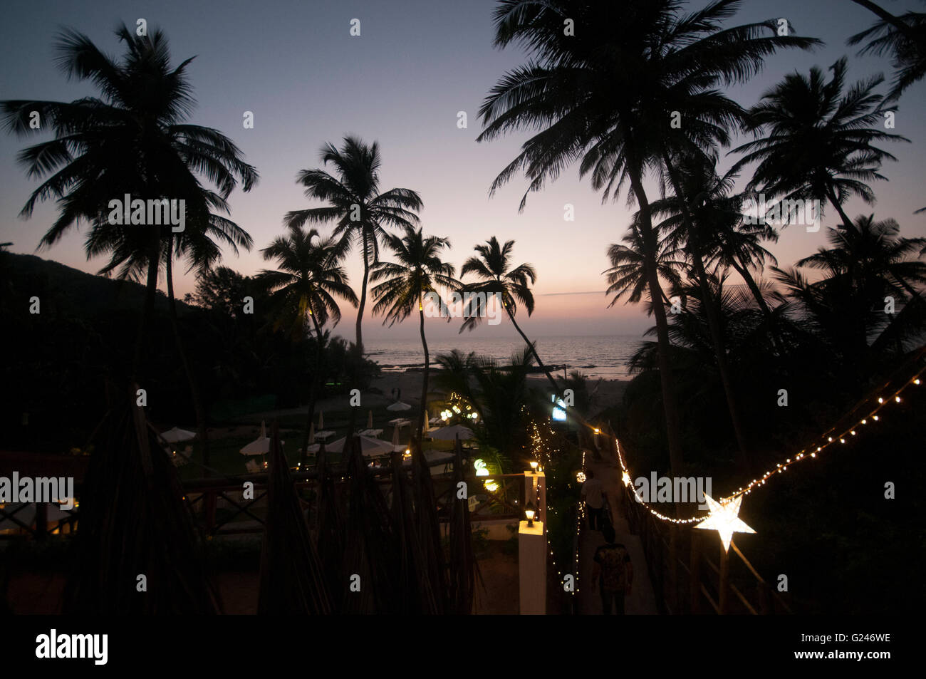 Sonnenuntergang am Vagator Strand in Goa Stockfoto
