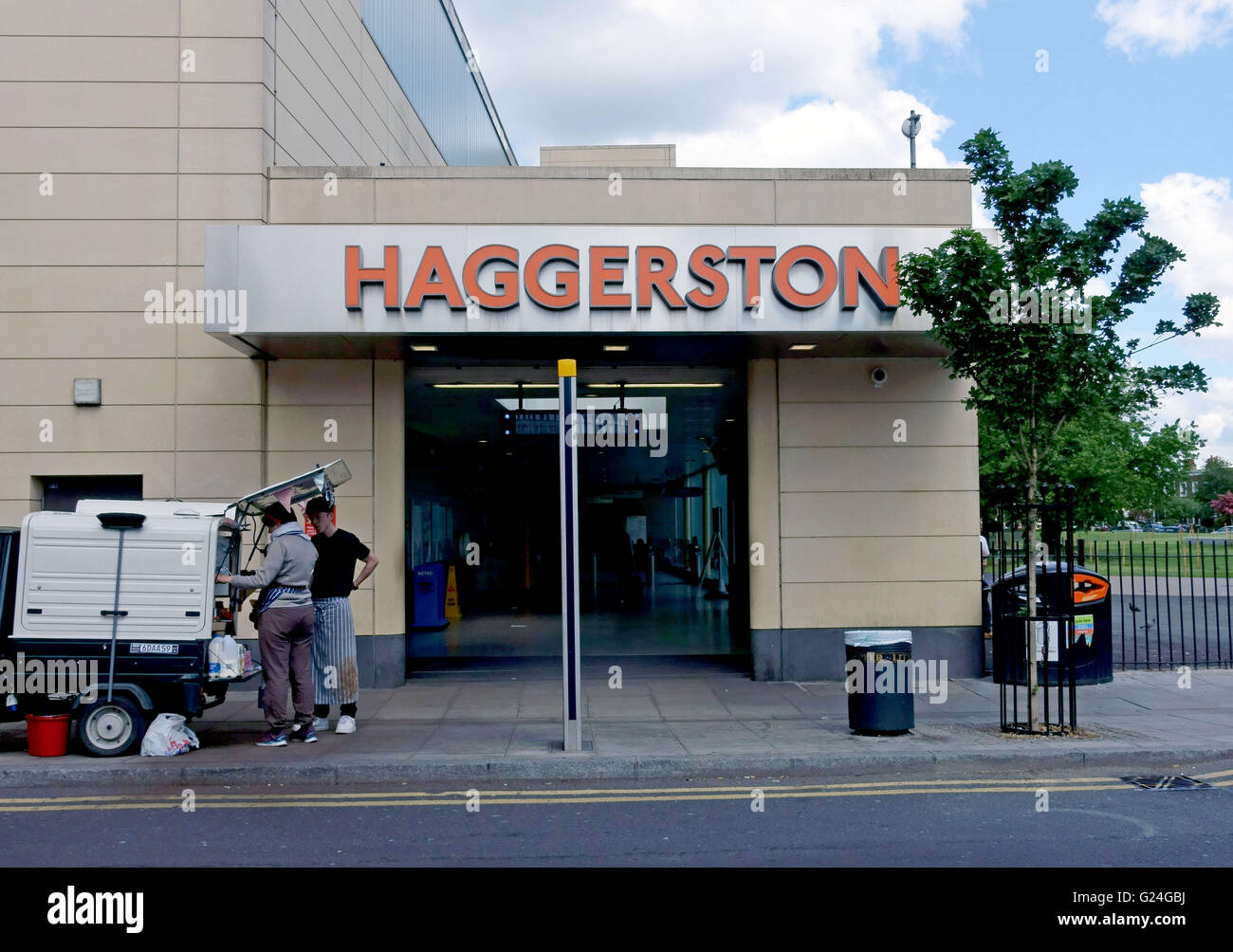 Haggerston Overground Station, East London Stockfoto