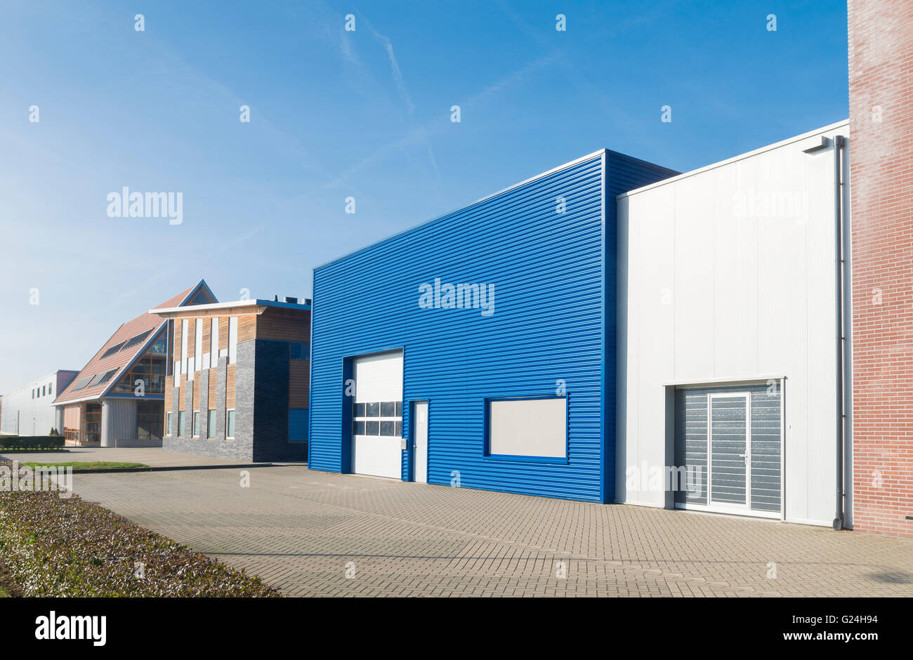 kleine blaue Lager außen Stockfoto