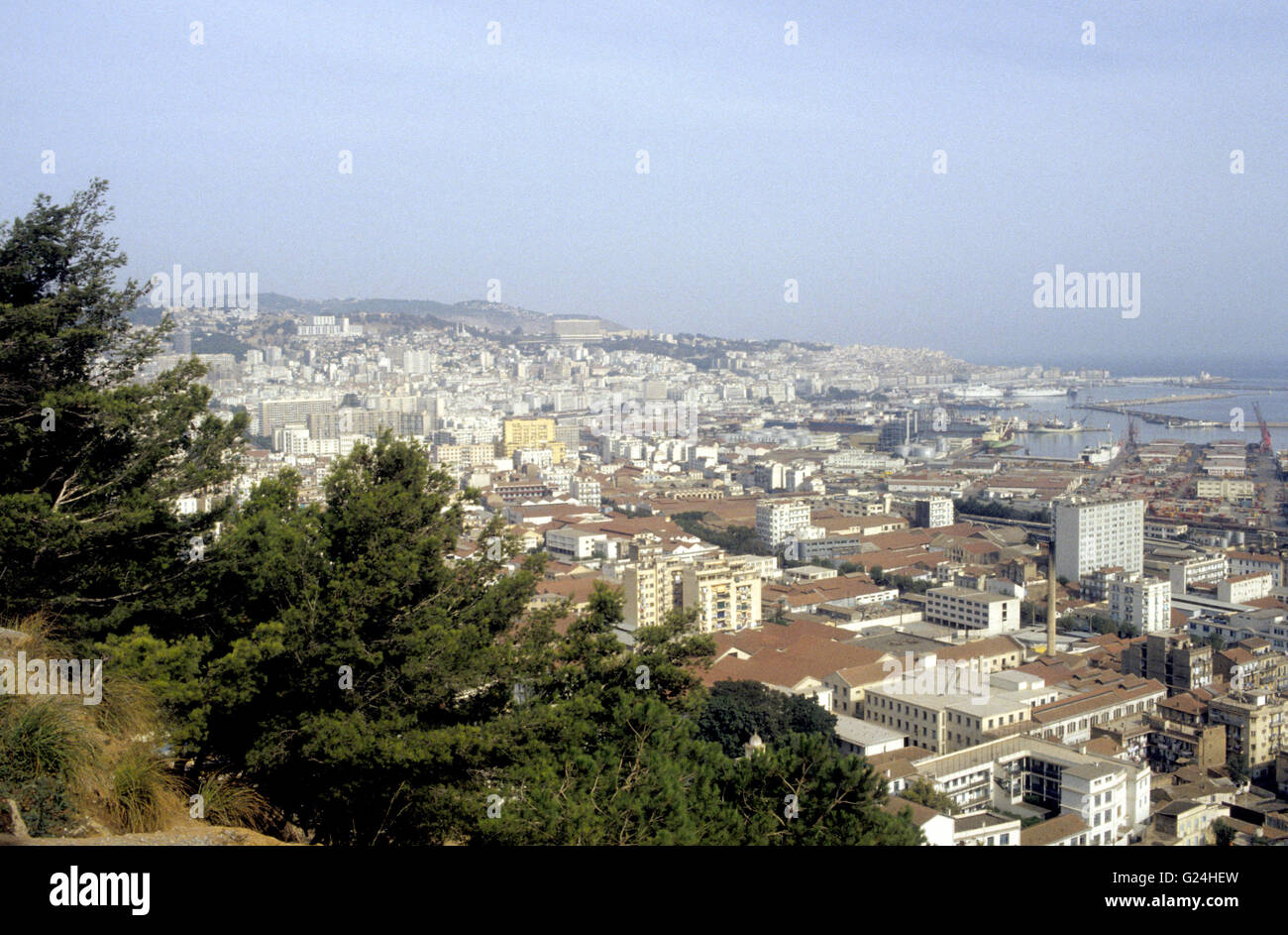 Blick auf die Stadt am Mittelmeer Stockfoto