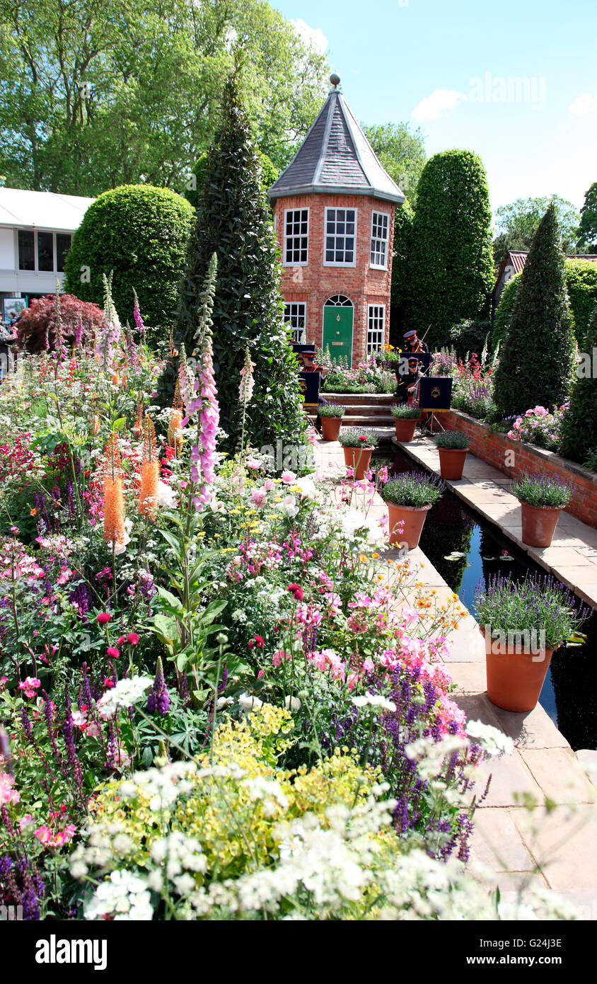 Harrods britische Exzentriker Garten von Diarmuid Gavin, RHS Chelsea Flower Show 2016 Stockfoto