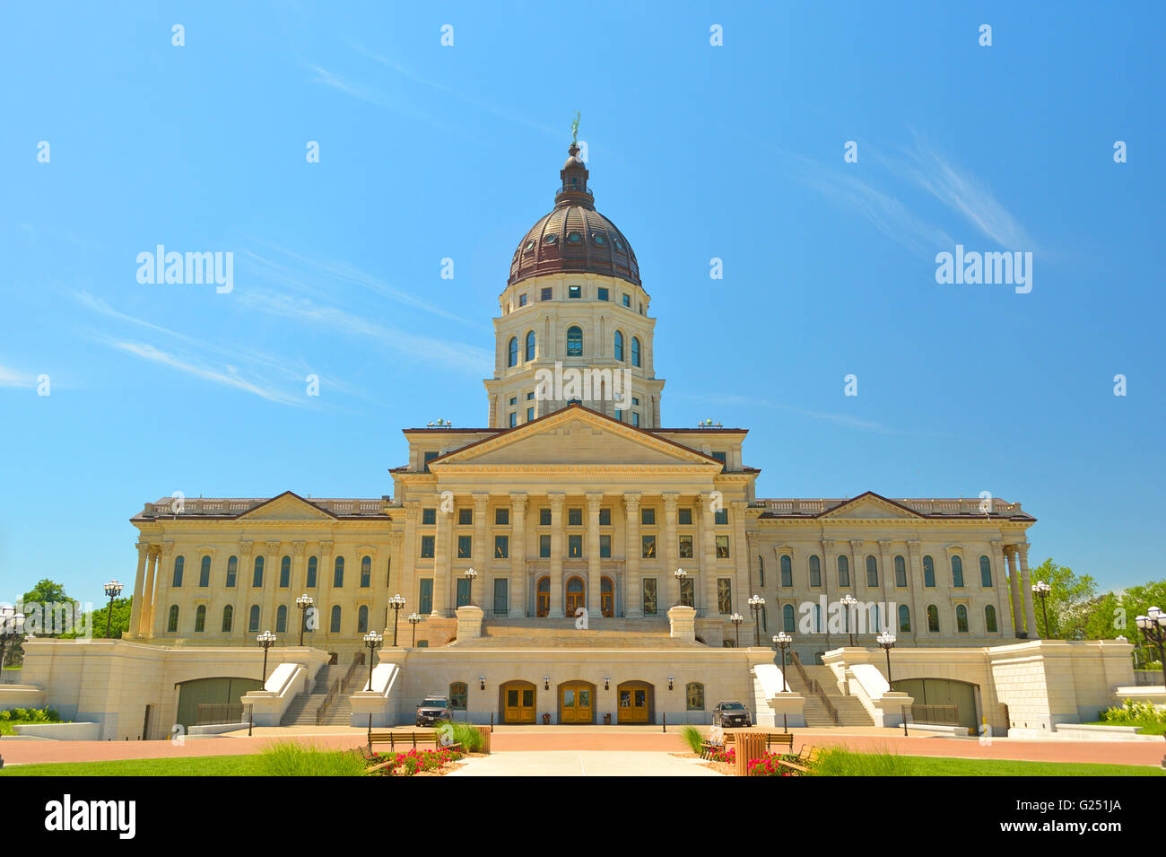 Kansas State Capitol Building an einem sonnigen Tag Stockfoto