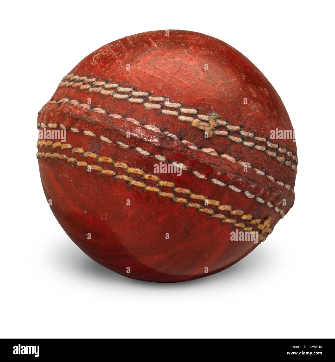 Cricket Ball auf Hintergrund isoliert Stockfoto