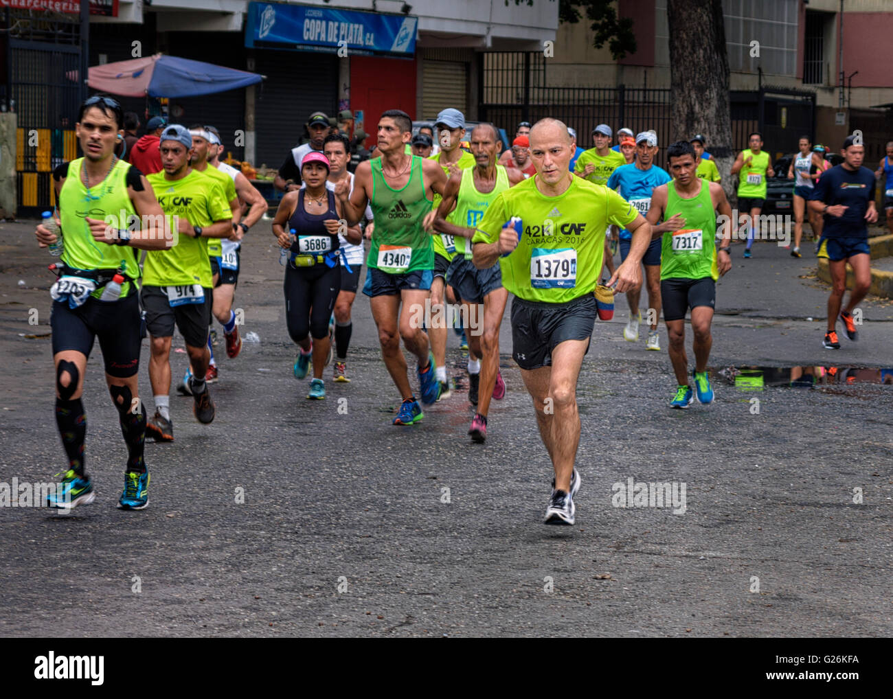 Caracas, Venezuela - 24. April 2016: Marathonläufer bei CAF Marathon 42 K Stockfoto