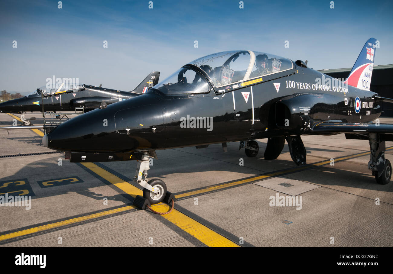 Ein Hawk Jet-Trainer, betrieben von der Royal Navy auf einem Übungsflug von RNAS Yeovilton vorbereitet. Stockfoto