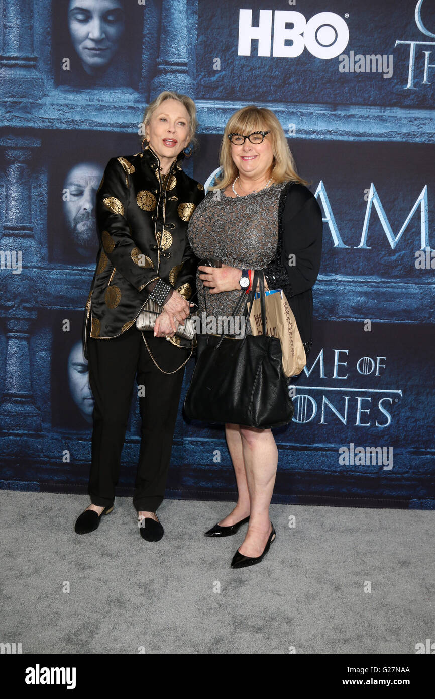 Spiel der Throne Staffel 6 Premiere Screening TCL Chinese Theater IMAX Featuring abgehaltenen: Faye Dunaway, Colleen Camp wo: Los Angeles, California, Vereinigte Staaten von Amerika bei: 11. April 2016 Stockfoto
