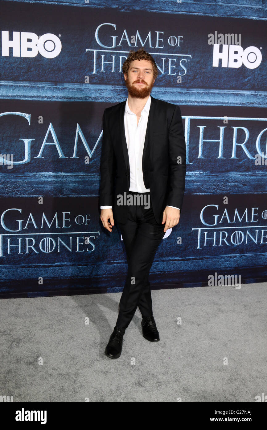 Spiel der Throne Staffel 6 Premiere Screening TCL Chinese Theater IMAX Featuring abgehaltenen: Finn Jones wo: Los Angeles, California, Vereinigte Staaten von Amerika bei: 11. April 2016 Stockfoto