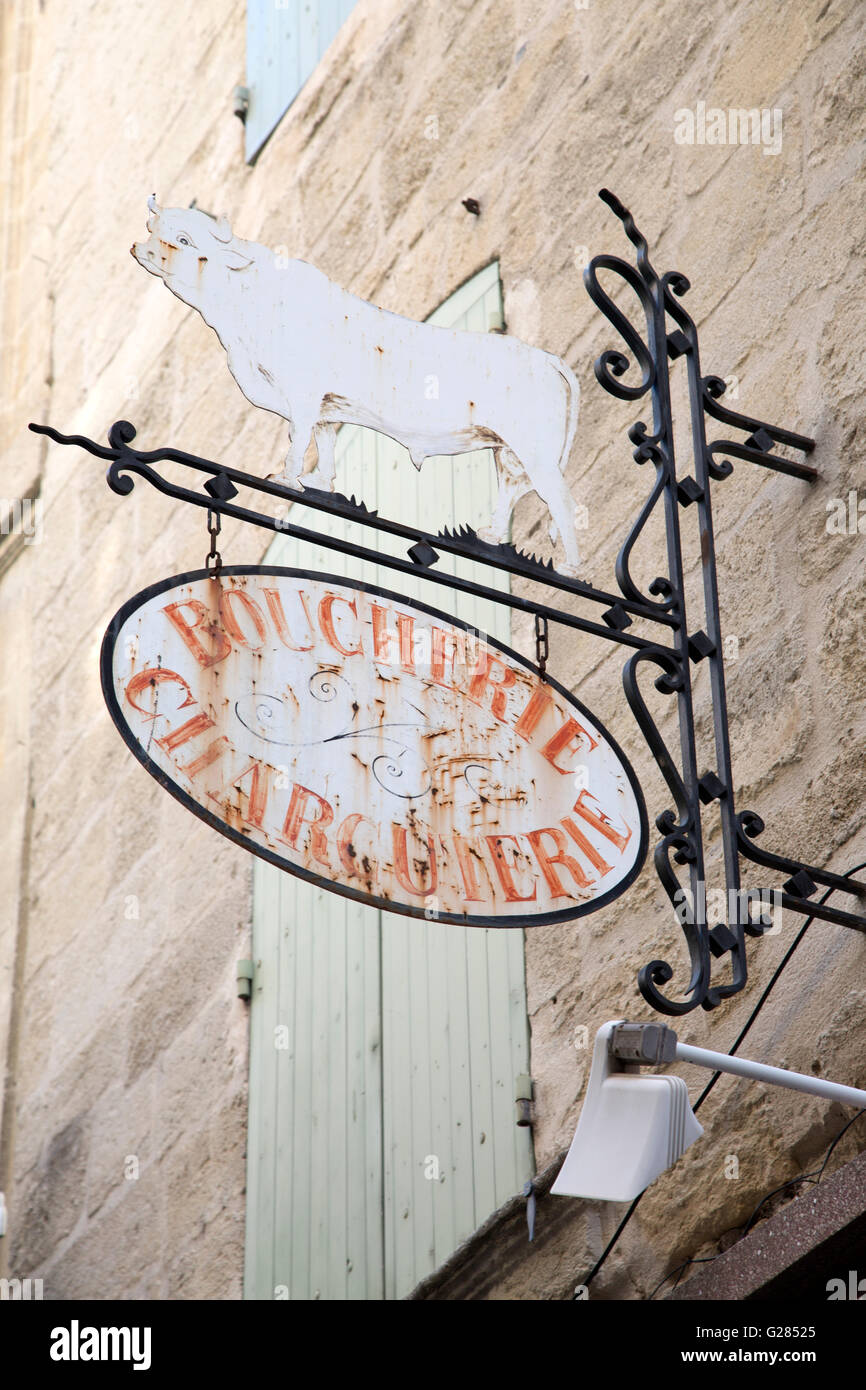 Metzgerei Schild, Uzes; Provence; Frankreich; Europa Stockfoto