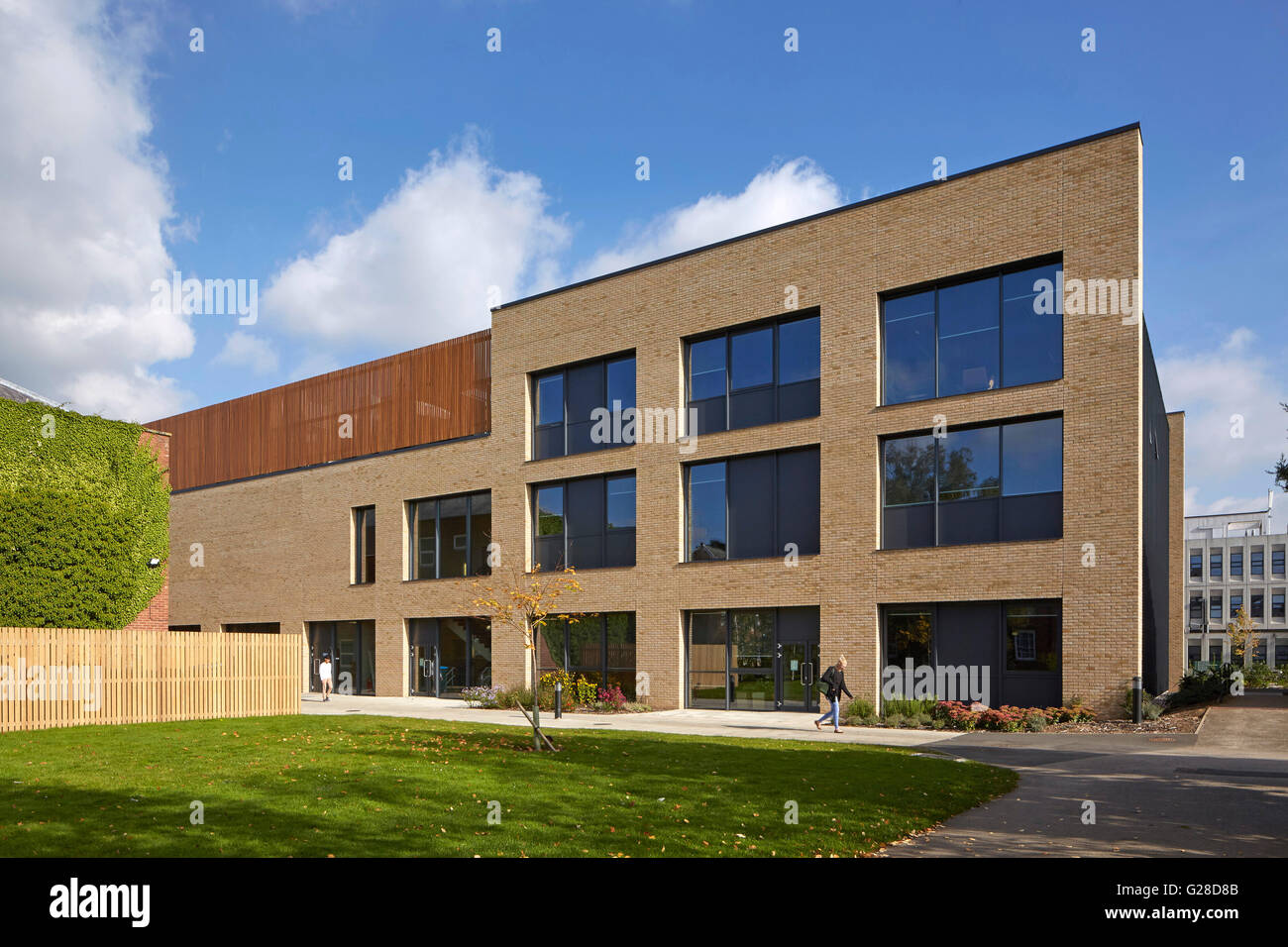 Sicht nach hinten. Die Scheune, Sutton Bonington Campus, Nottingham, Vereinigtes Königreich. Architekt: Make Ltd, 2015. Stockfoto