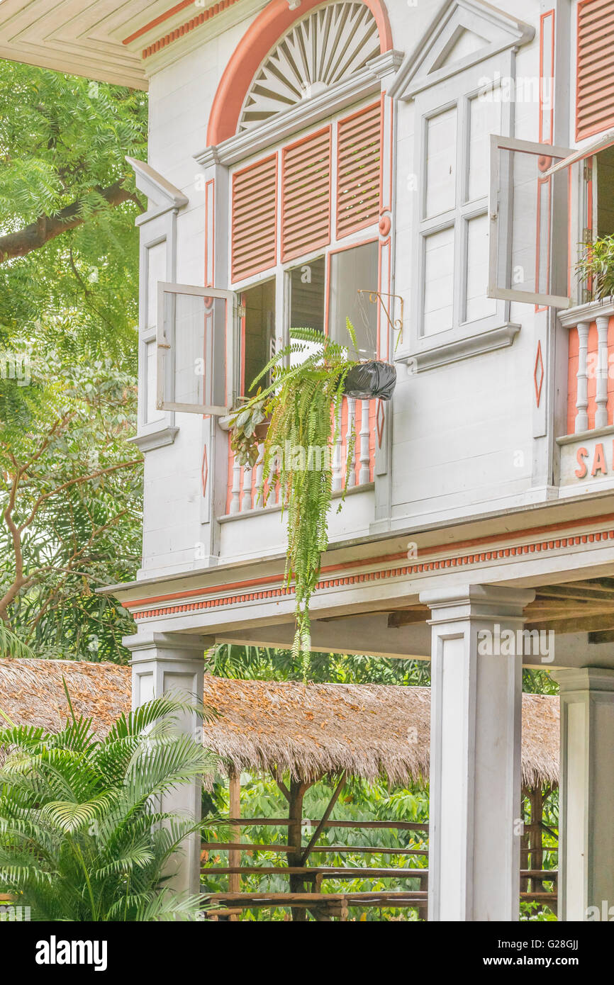 GUAYAQUIL, ECUADOR, Oktober - 2015 - Haus im typischen Kolonialstil im historischen Park, eine touristische Attraktion befindet sich in Guayaquil, Stockfoto