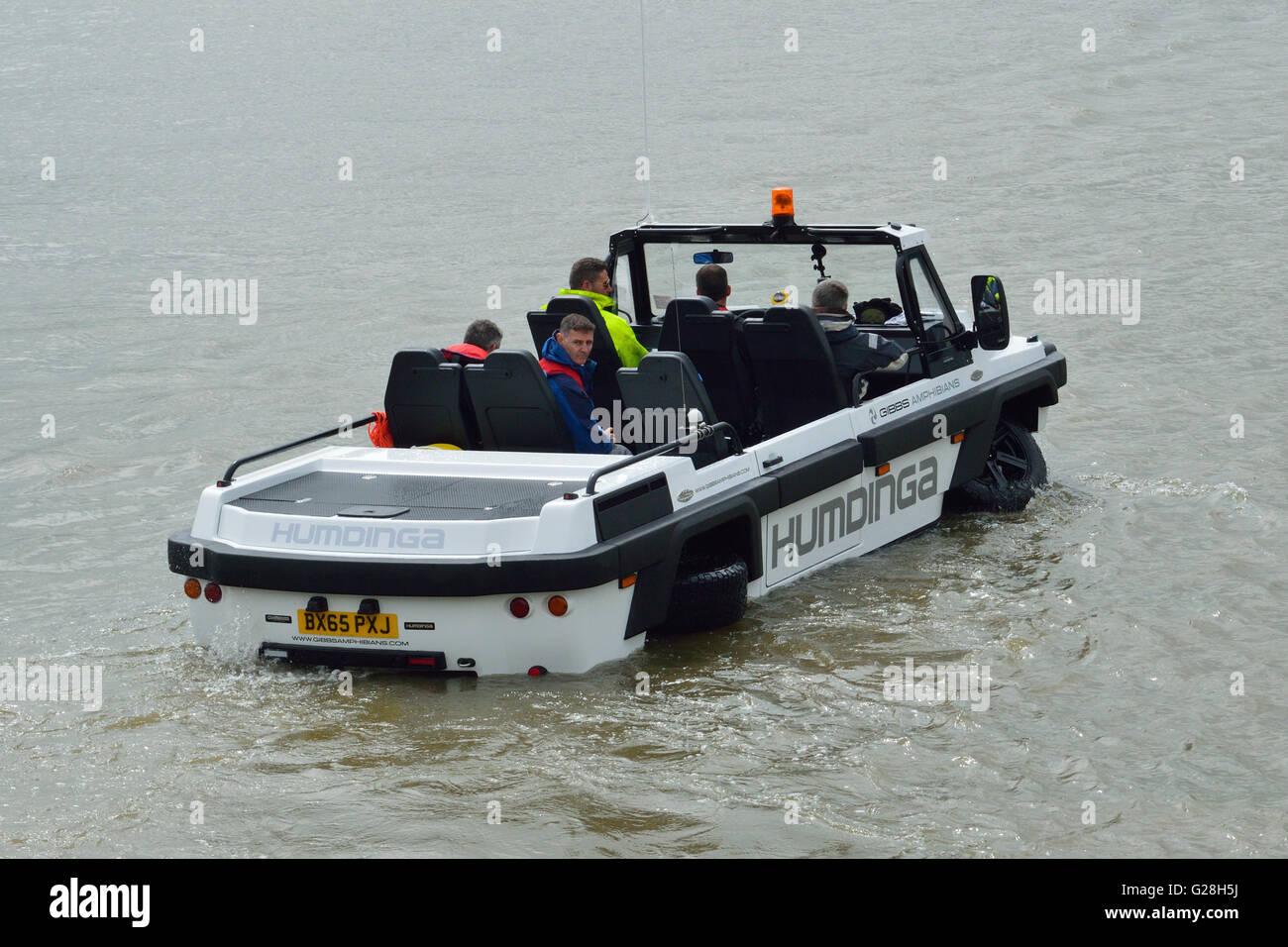 Gibbs Amphibien Hundinga amphibische Nutzfahrzeug in der Erprobung auf der Themse in London Stockfoto