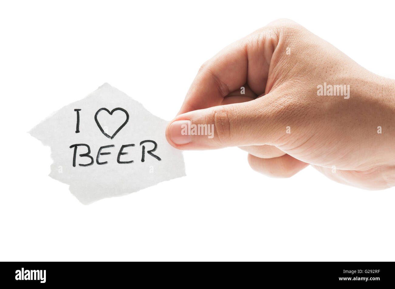 Ich liebe Bier-Konzept mit einem Stück weißes Papier und einer Hand. Ich Form von Herz und Bier Wort von hand geschrieben. Stockfoto