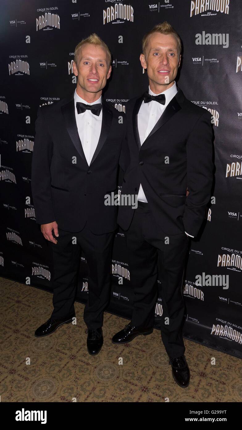 New York, NY, USA. 25. Mai 2016. Kevin Atherton, Andrew Atherton in Anwesenheit für Cirque Du Soleil PARAMOUR Opening Night am Broadway, Lyric Theatre, New York, NY 25. Mai 2016. Bildnachweis: Lev Radin/Everett Collection/Alamy Live-Nachrichten Stockfoto