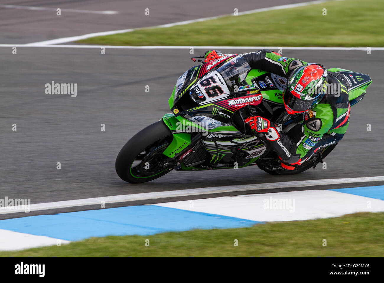 Donington Park, UK. 27. Mai 2016. #66 Tom Sykes - Team KAWASAKI RACING TEAM verlassen Goddards Ecke Credit: Steven Reh/Alamy Live News Stockfoto