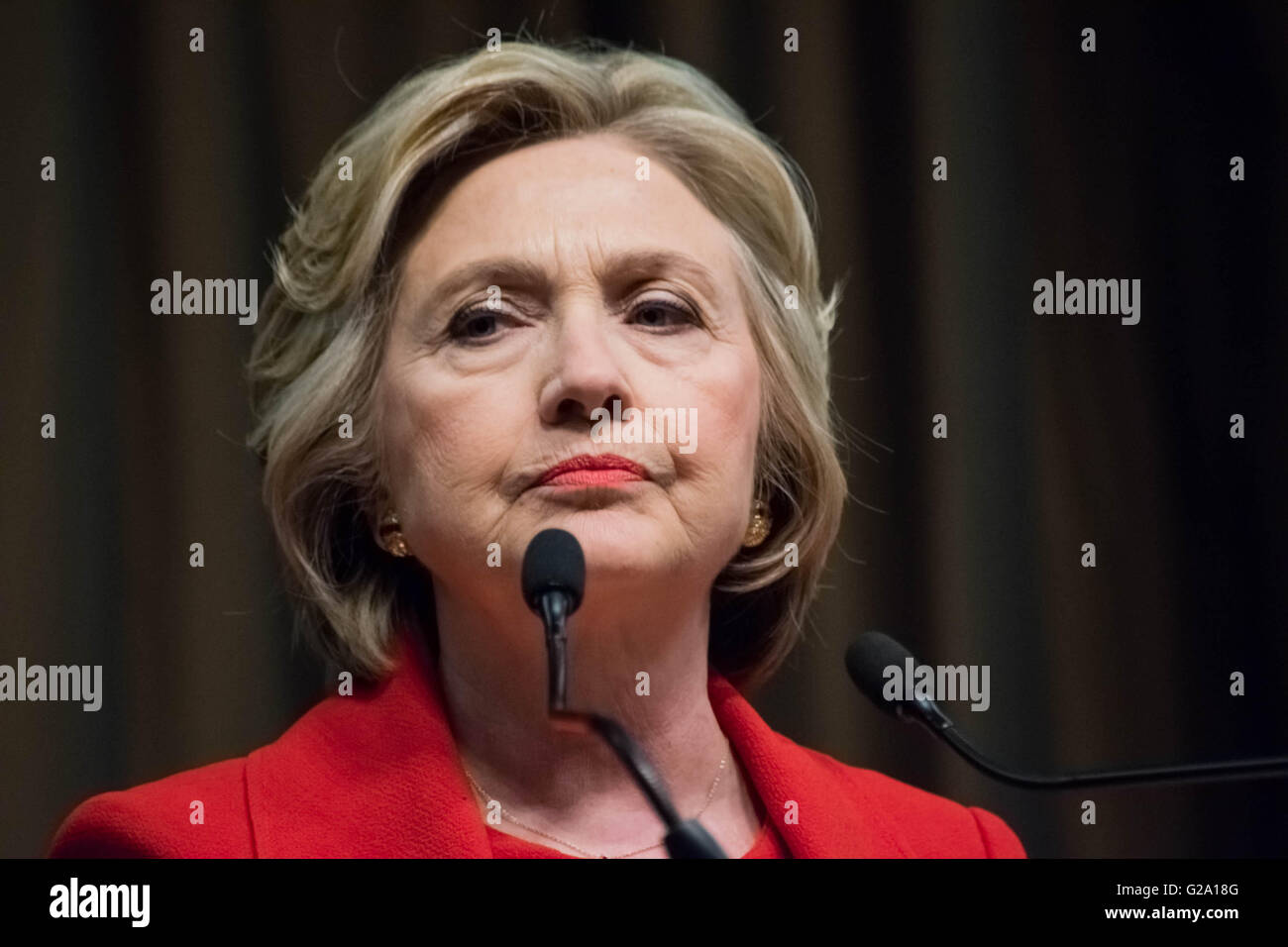 Hillary Clinton spricht an der National Action Network 25. Jahrestagung. Stockfoto