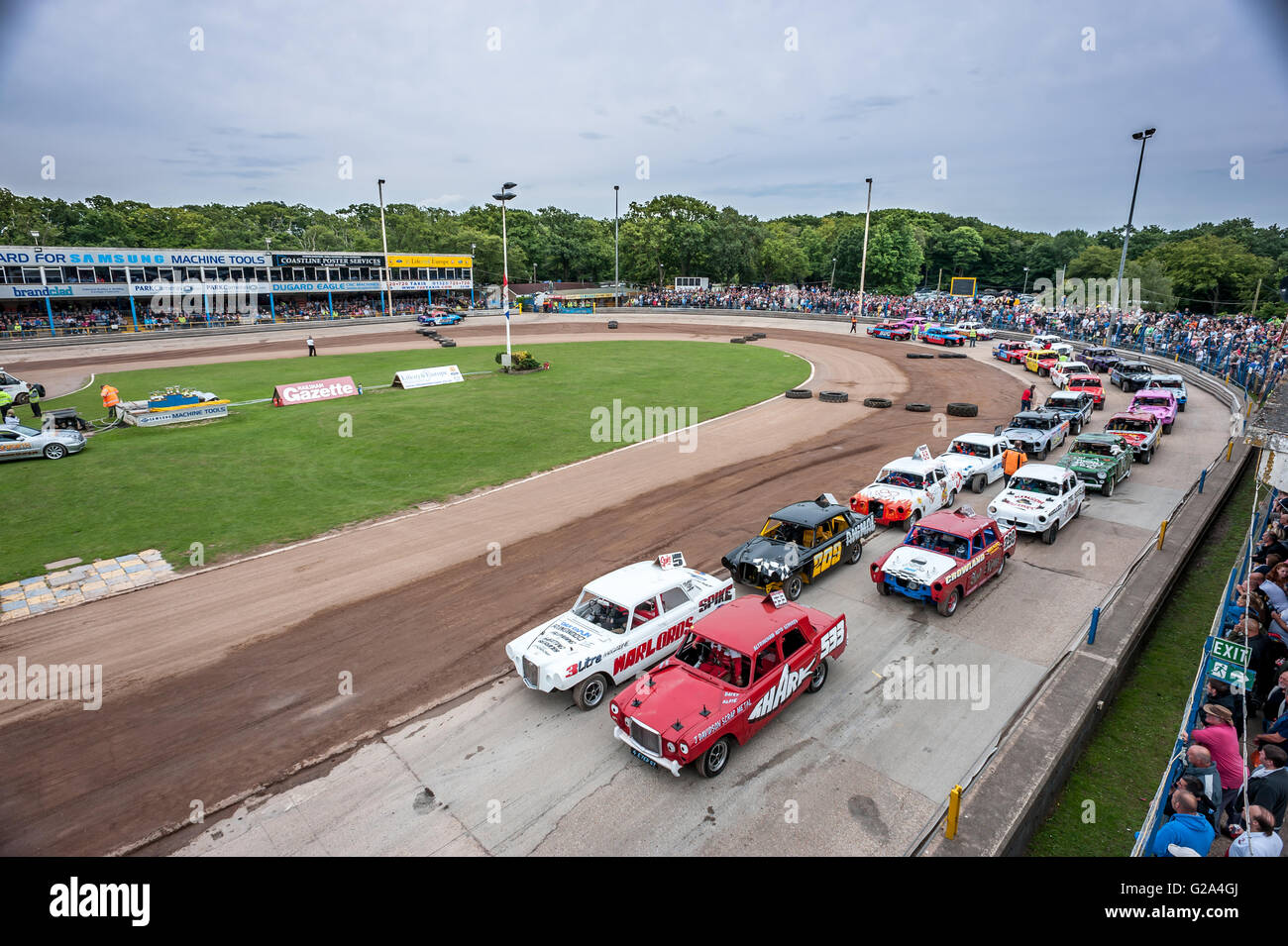 Spedeworth Motorsports nationalen Bangers alle Westy nachts Arlington-Stadion, in der Nähe von Eastbourne, East Sussex. Stockfoto