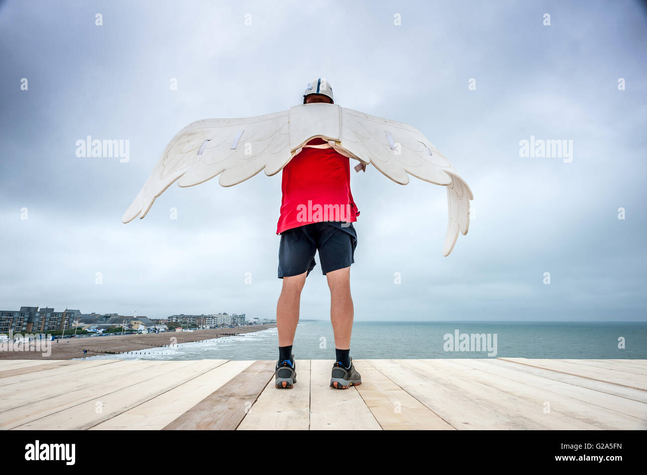 Ron Freeman, 2007 Sieger des Wettbewerbes Bognor Birdman Prüfbedingungen im Jahr 2009. Stockfoto