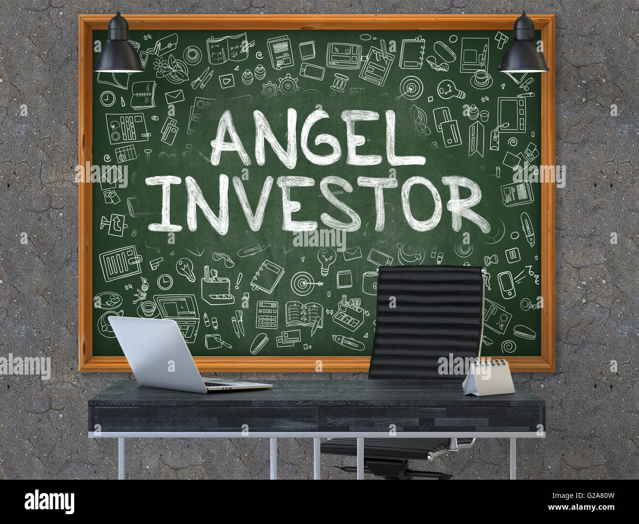 Angel Investor an Tafel im Büro. Stockfoto