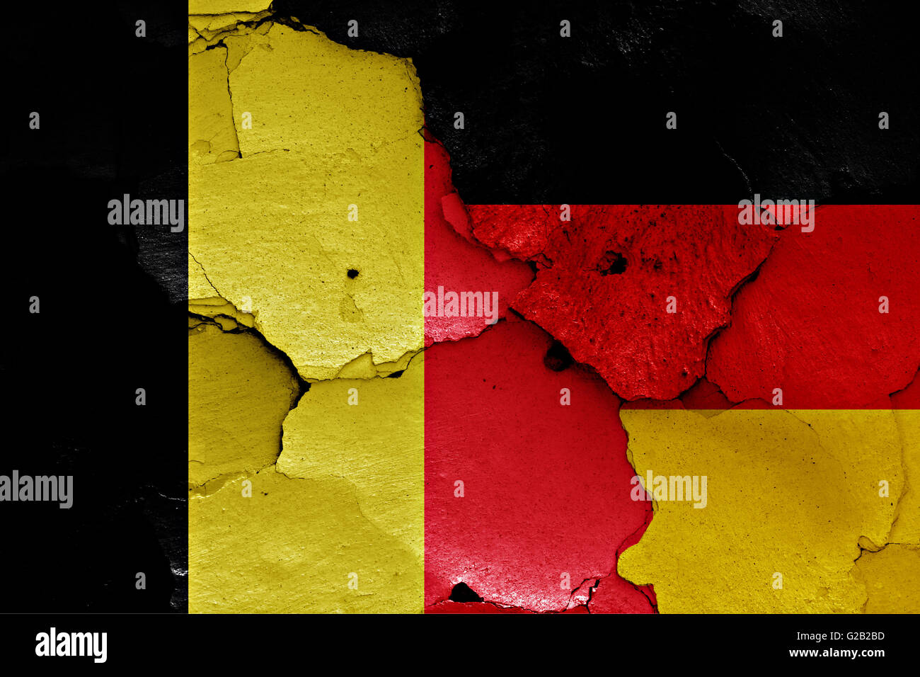 Flagge Von Belgien Und Deutschland Auf Rissige Wand Gemalt Stockfotografie Alamy