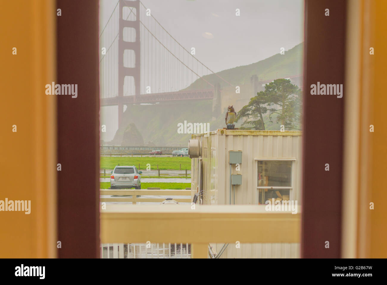 Das goldene Tor für die Entstehung einer Haus-Ausgabe zu beobachten Stockfoto