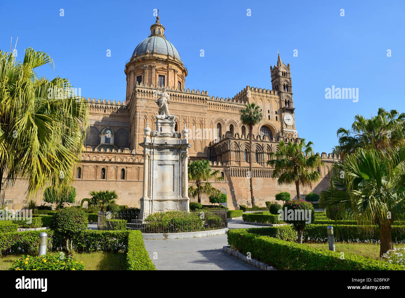 Kathedrale von Palermo (Mariä Himmelfahrt) in Piazza Sett'angeli, Palermo, Sizilien, Italien Stockfoto