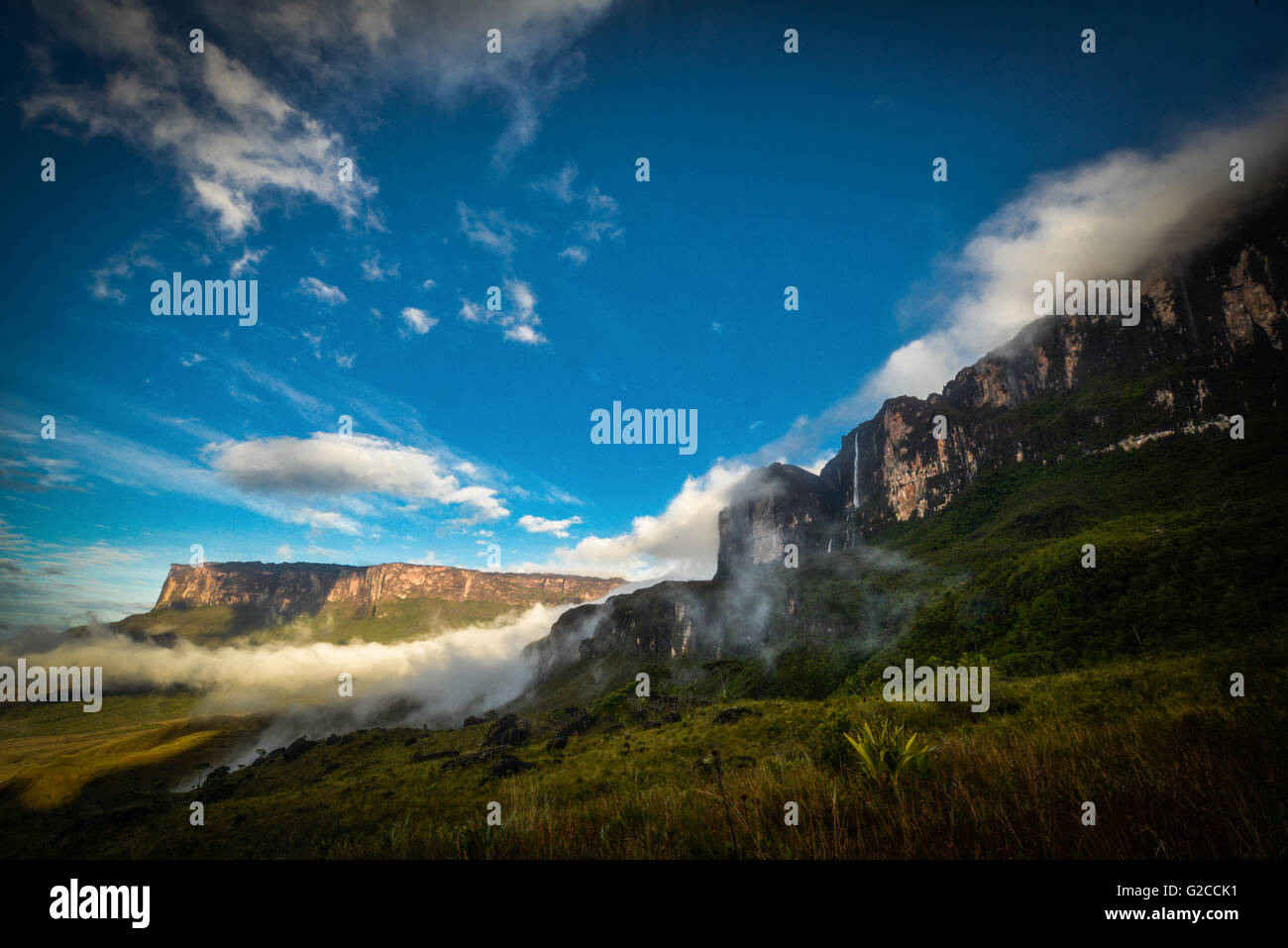 Sonnigen Tag im Lager II des Mount Roraima Stockfoto