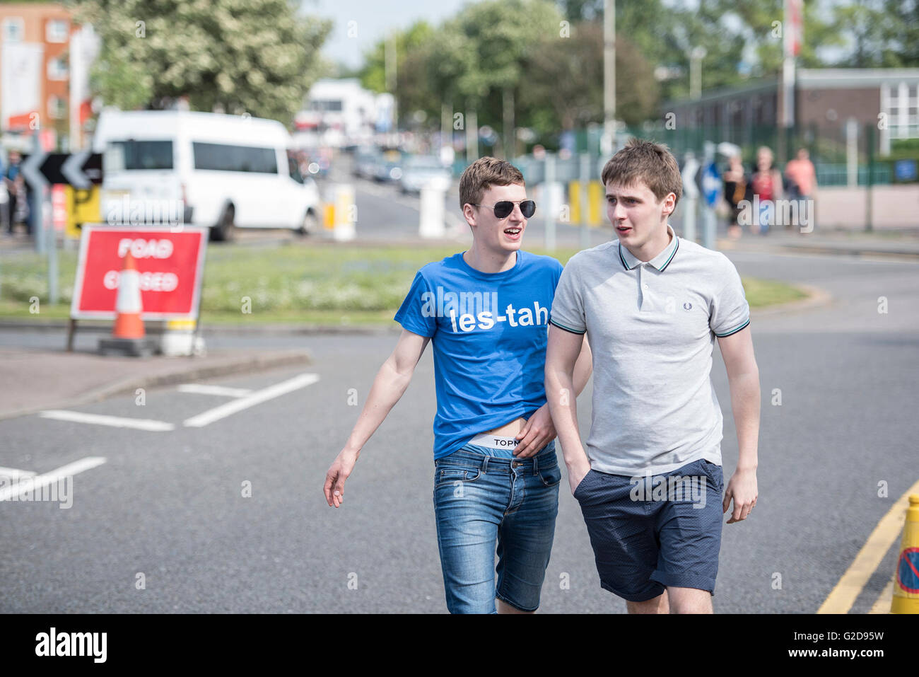 Leicester, UK. 28. Mai 2016. Kasabian-fans gespannt auf die Leistung bei der Leicester City King Power Fußballstadion in der Feier von Leicester City Gewinn der Premier League-Titel, Leicester 28.05.2016 Credit: Gary Mather/Alamy Live News Stockfoto