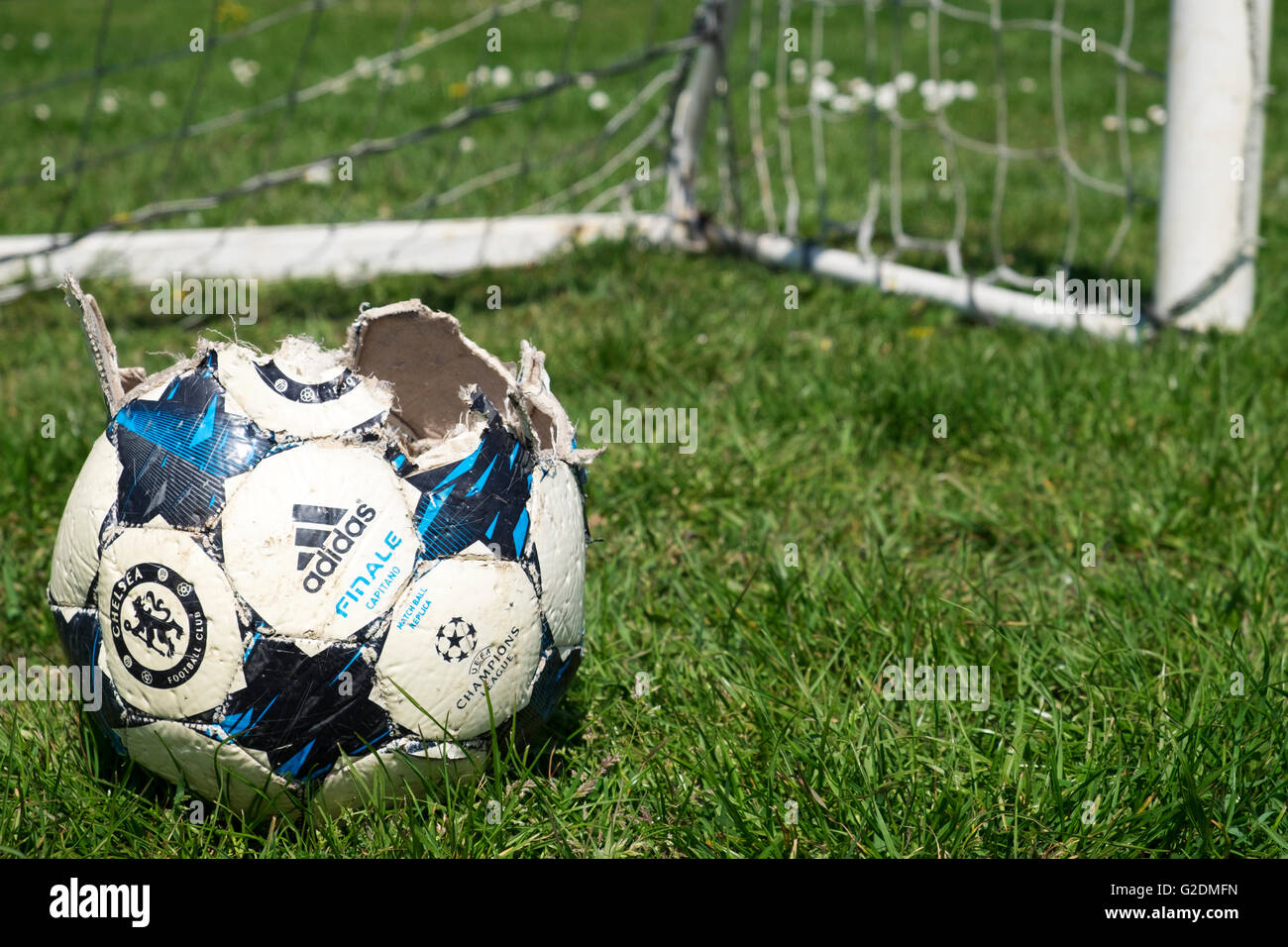 Adidas Finale Capitano Fußball Stockfoto