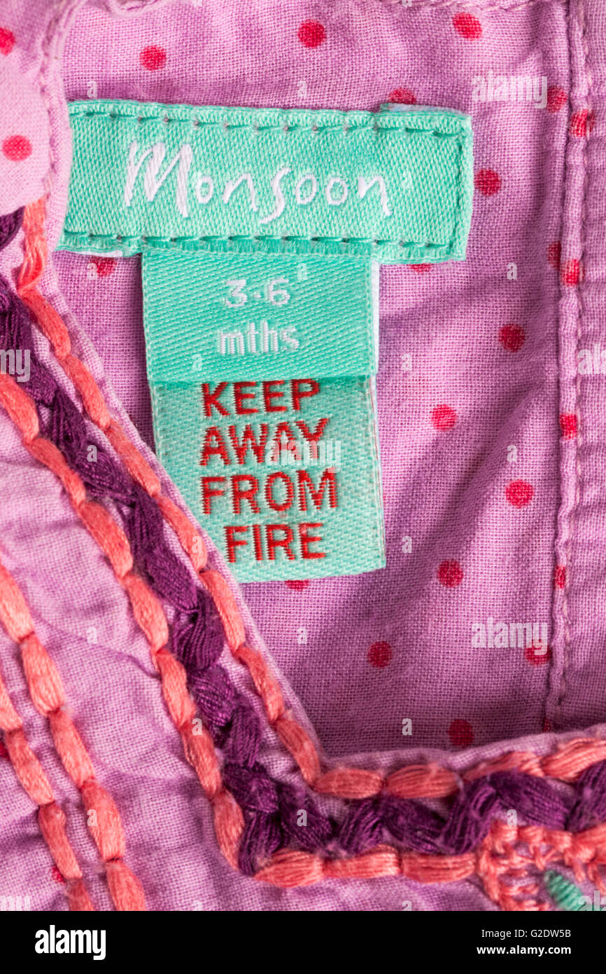 Monsun-Label fern von Feuer in Baby rosa Kleid für 3-6 Monate Stockfoto