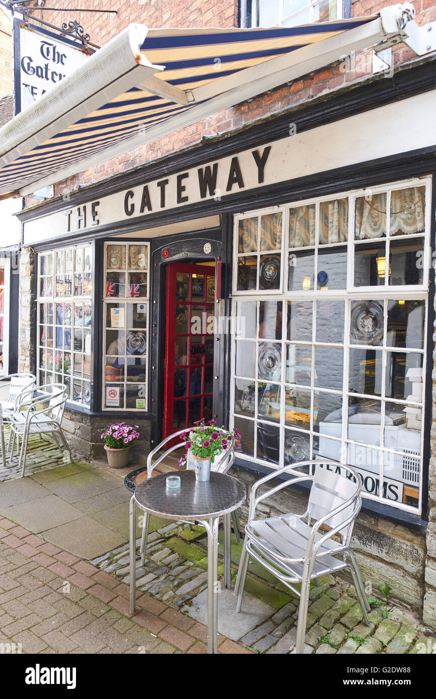 Die Gateway-Teestuben neben Abt Reginald Gateway Markt platzieren Evesham Wychavon Worcestershire UK Stockfoto