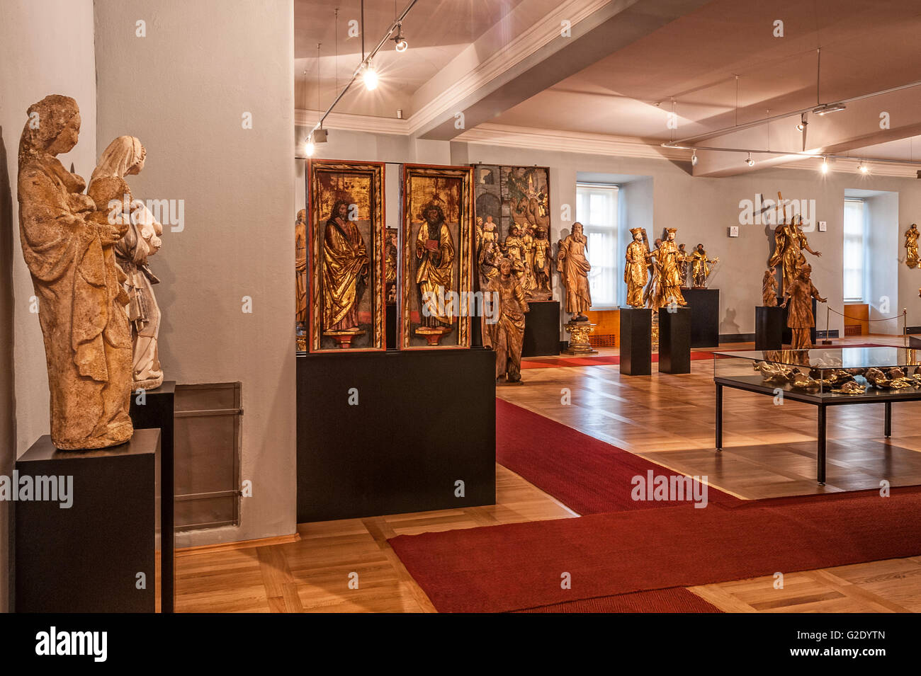 Slowenien - Podravska Maribor. Burg-Interieur - Kollektion der statuarischen Kunst aus XVII - XX. Jh. Stockfoto
