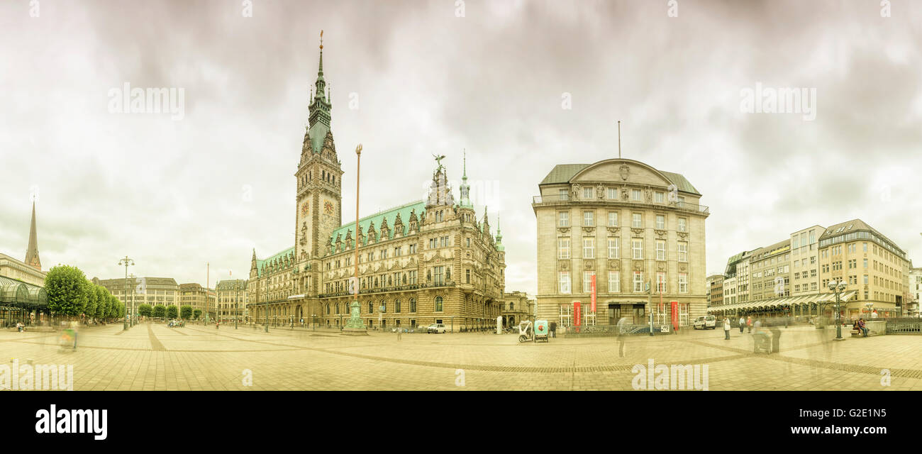 Panorama, quadratische Rathausmarkt mit dem Rathaus, Hamburg, Hamburg, Deutschland Stockfoto