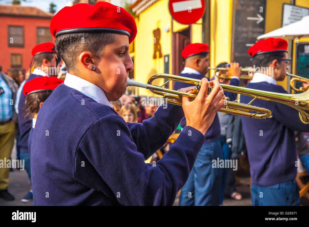 Teufel und Tarasca Streetparade in San Cristobal De La Laguna Stockfoto