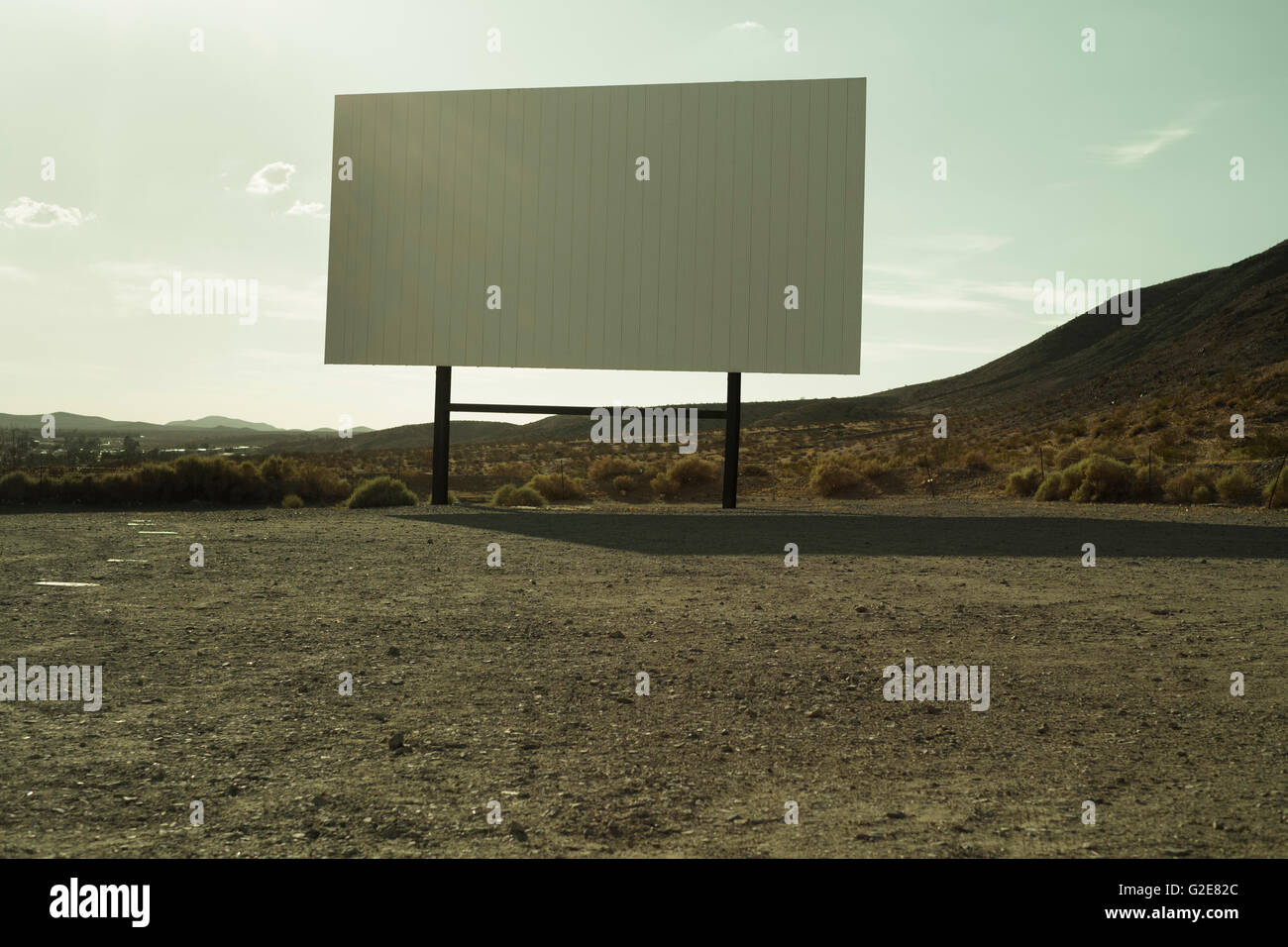 Drive-in Kino in Wüste Stockfoto
