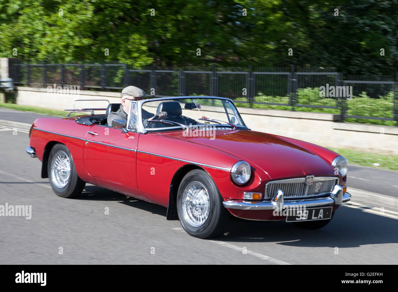 MGB GT1 Pendle, Lancashire, UK. 29. Mai 2016. Die Motoren brüllten in der rollenden Pennine Hills heute als Supersportwagen von klassisch bis zum heutigen Tag für die Charity-PowerFest angekommen treffen in Pendle. Bildnachweis: Cernan Elias/Alamy Live-Nachrichten Stockfoto