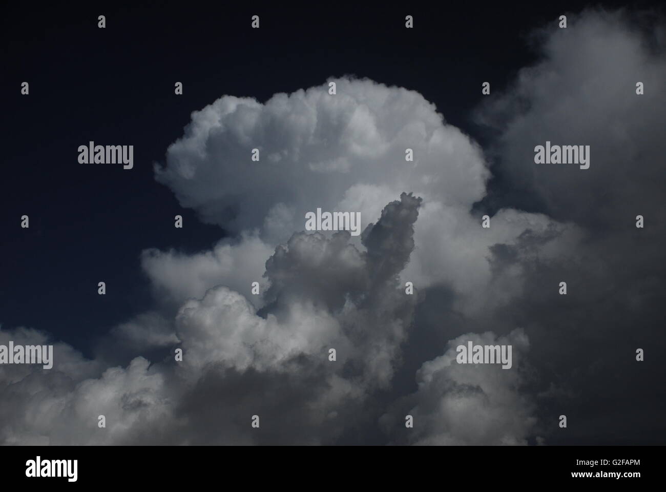 Gewitterwolken im Südwesten Stockfoto