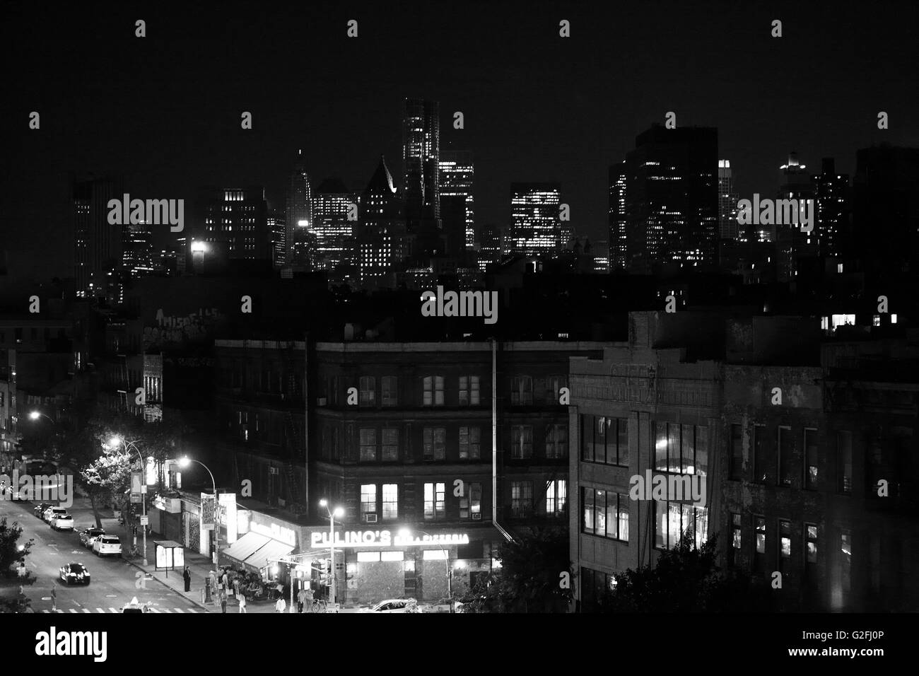 Straßenbild und Stadtbild bei Nacht, New York City, USA Stockfoto