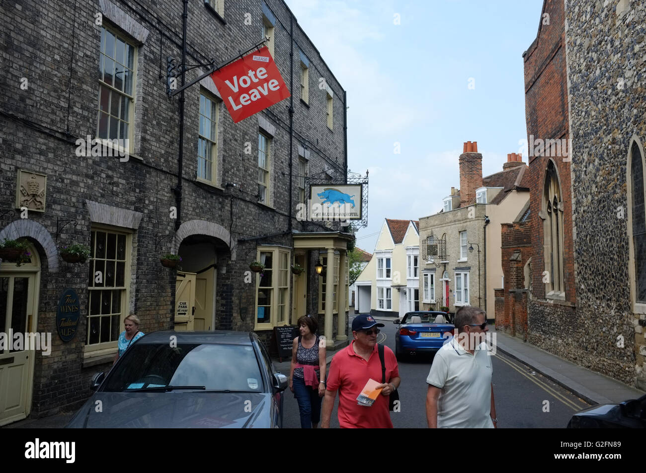 Eine Abstimmung hinterlässt das EU-Zeichen vor dem Blue Boar Hotel in Maldon, Essex Stockfoto