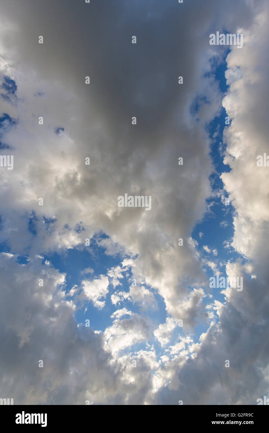 Dramatische Himmel und Wolken-Formationen über Venice Florida Stockfoto