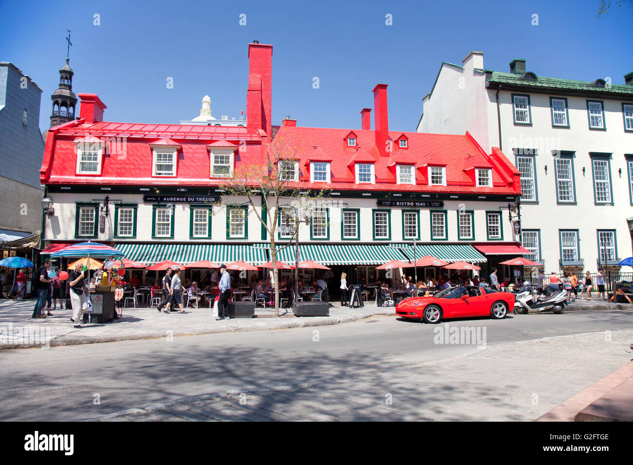 QUEBEC CITY - 23. Mai 2016: Auberge du Tresor Hotel und Bistro 1640 befindet sich im historischen Rue St. Anne in old Quebec City. Stockfoto