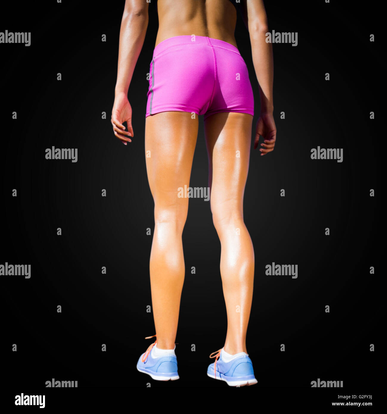 Nahaufnahme von Sportlerin Beine mit Schweiß Stockfoto