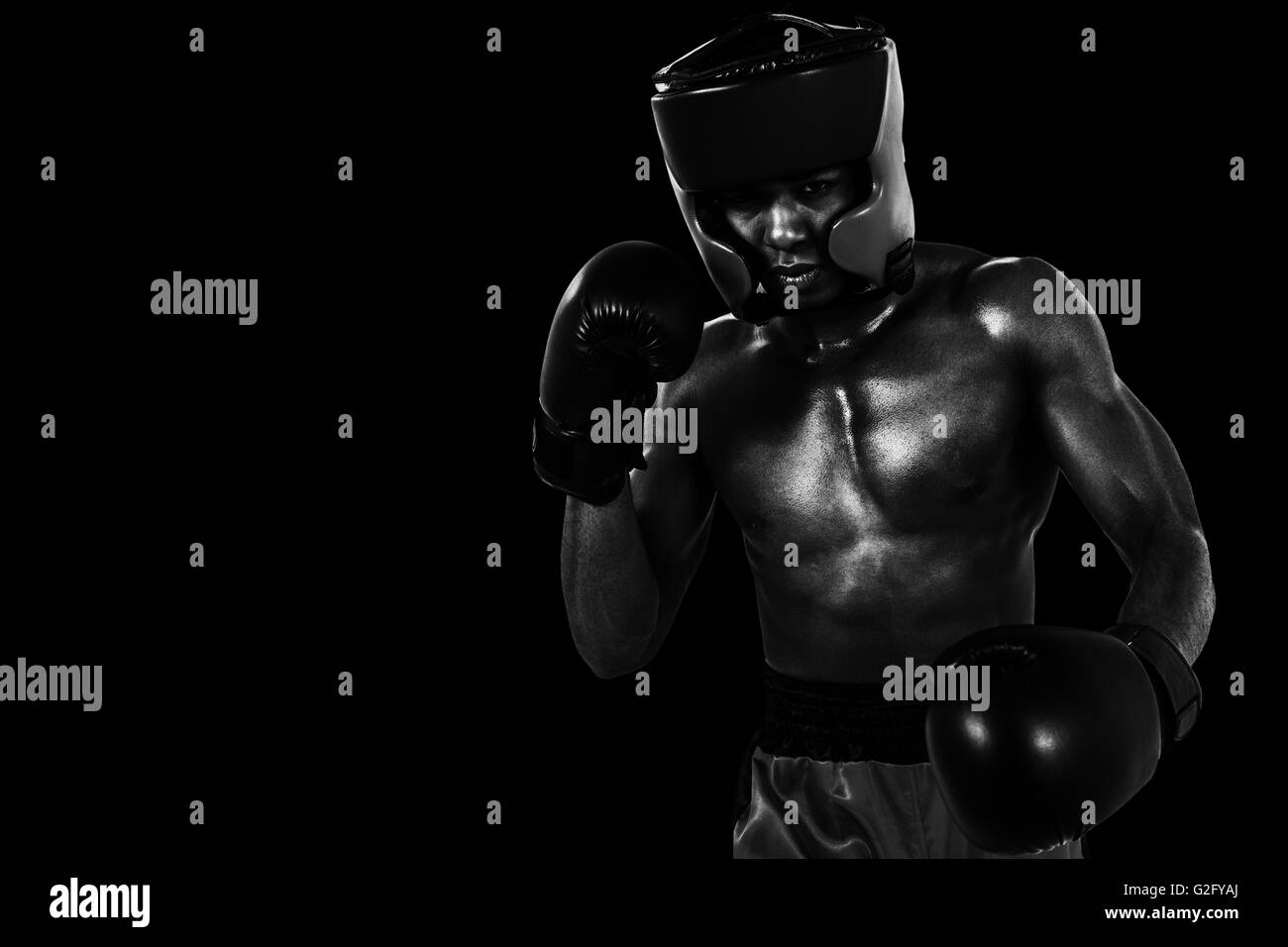 Zusammengesetztes Bild der Boxer Boxen Haltung durchführen Stockfoto