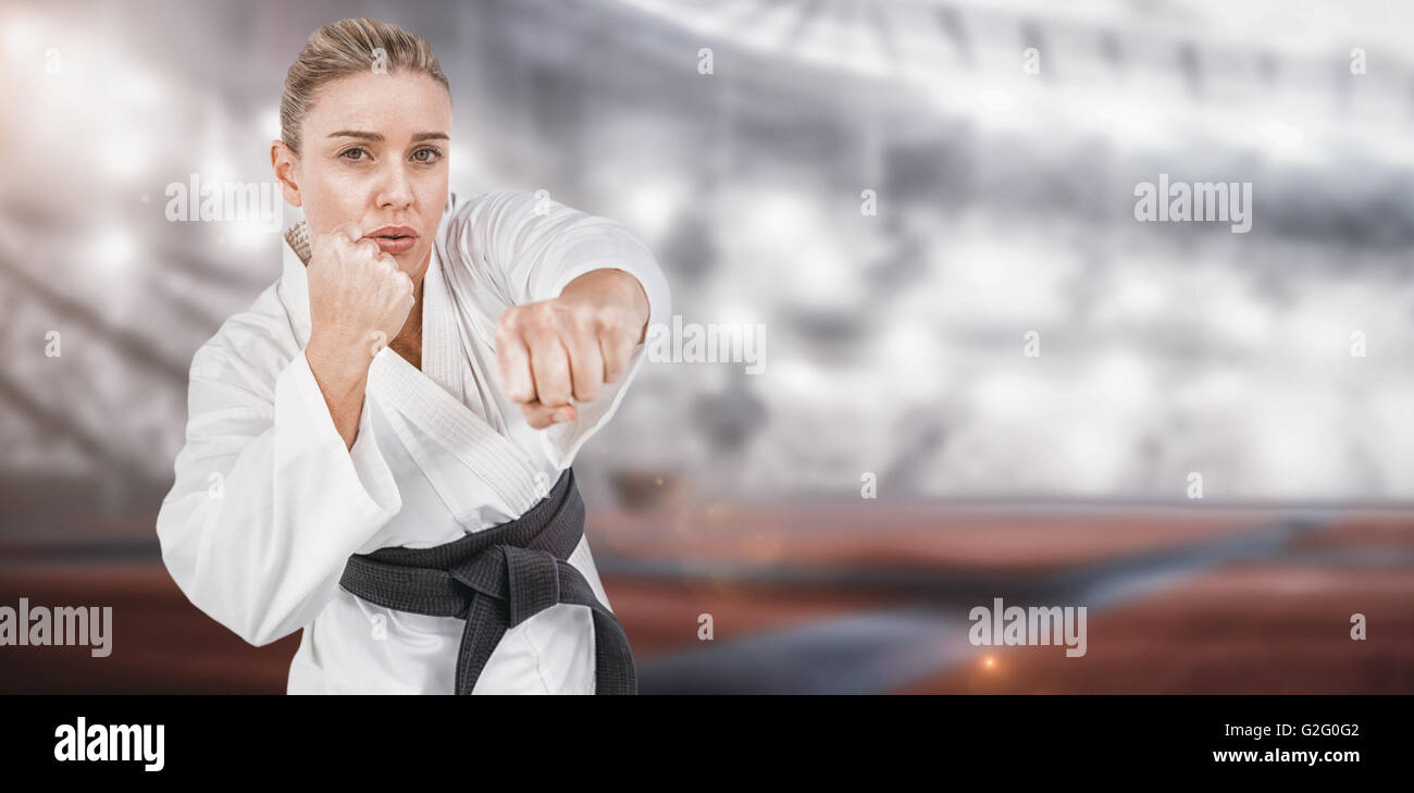 Zusammengesetztes Bild Sportlerin üben judo Stockfoto