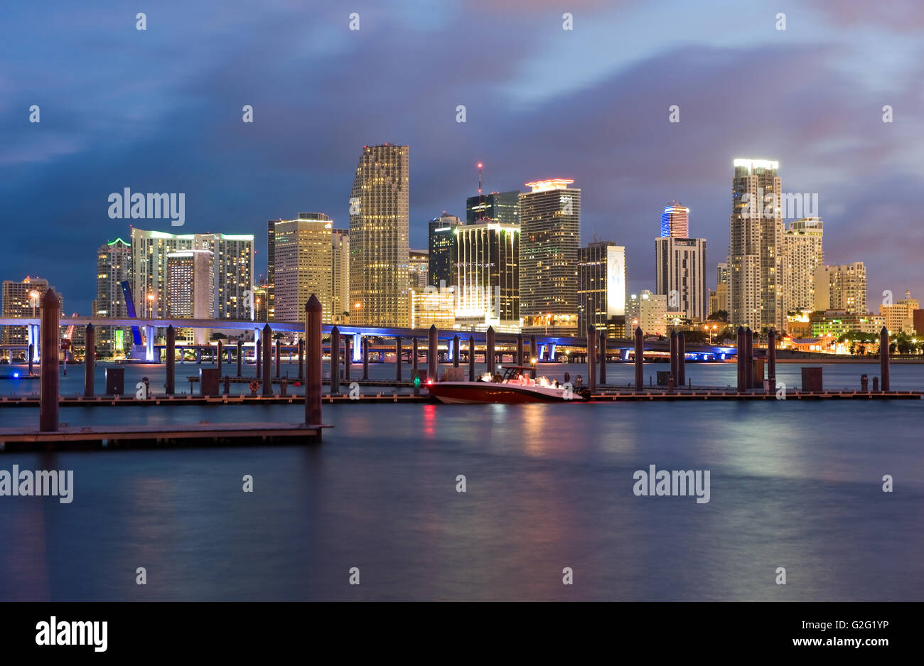 Skyline von Miami von Watson Island aus gesehen Stockfoto