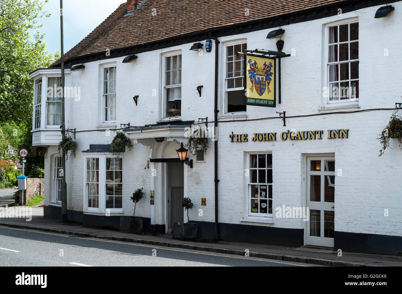 Hungerford, einer kleinen Stadt in Berkshire, England UK; auf der A4 und der Süden der M4. John of Gaunt Inn Pub Stockfoto